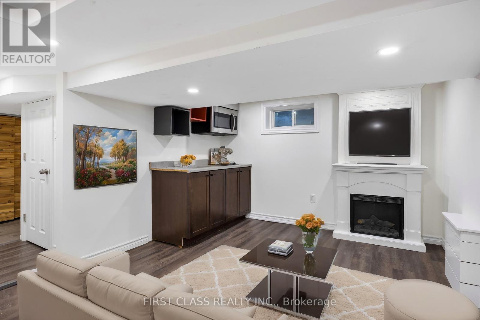 121 Galt Avenue, Toronto, Ontario  M4M 2Z4 - Photo 35 - E13179728