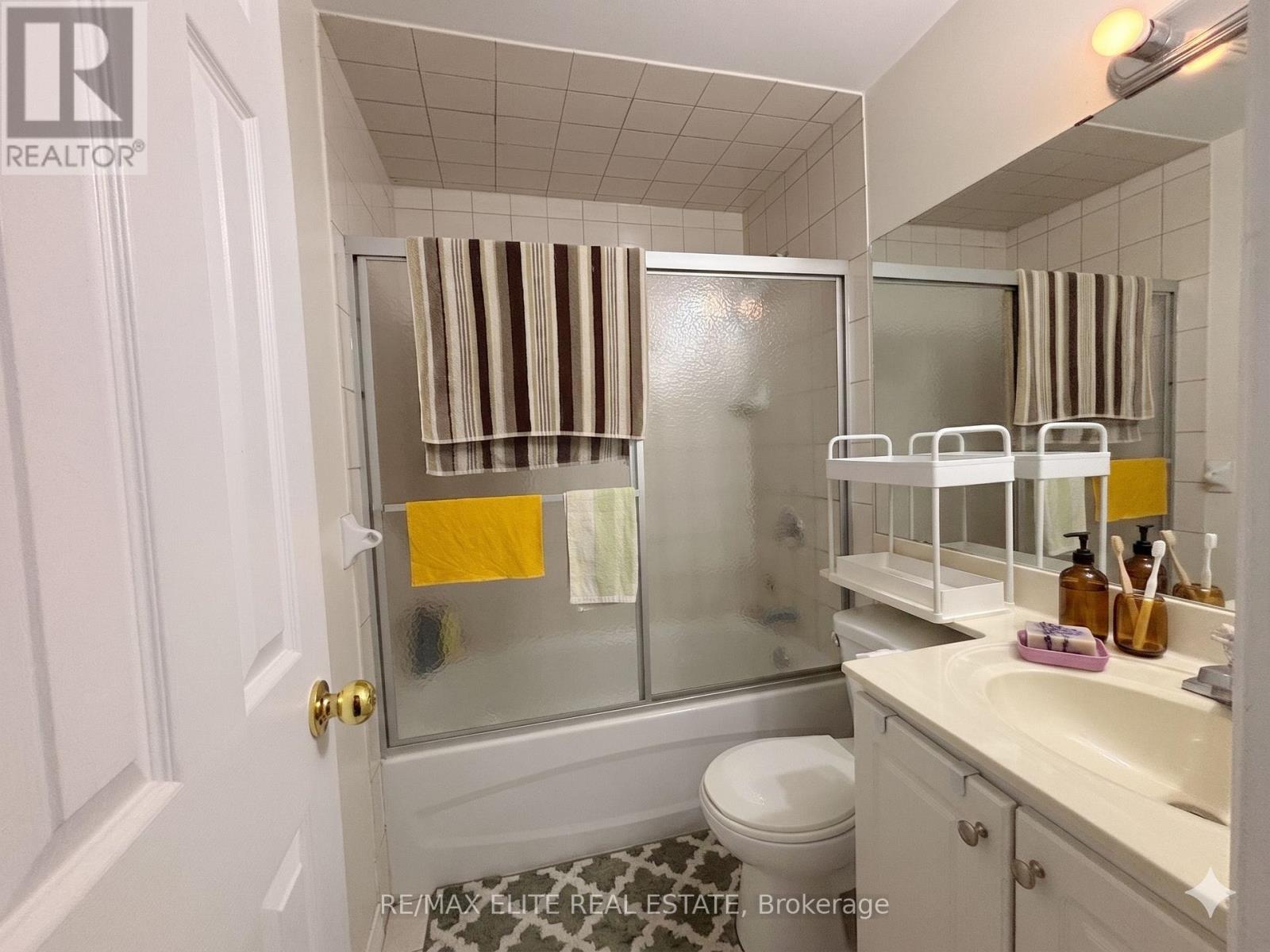 110 Purpledusk Trail, Toronto, Ontario  M1E 4E1 - Photo 8 - E13179972