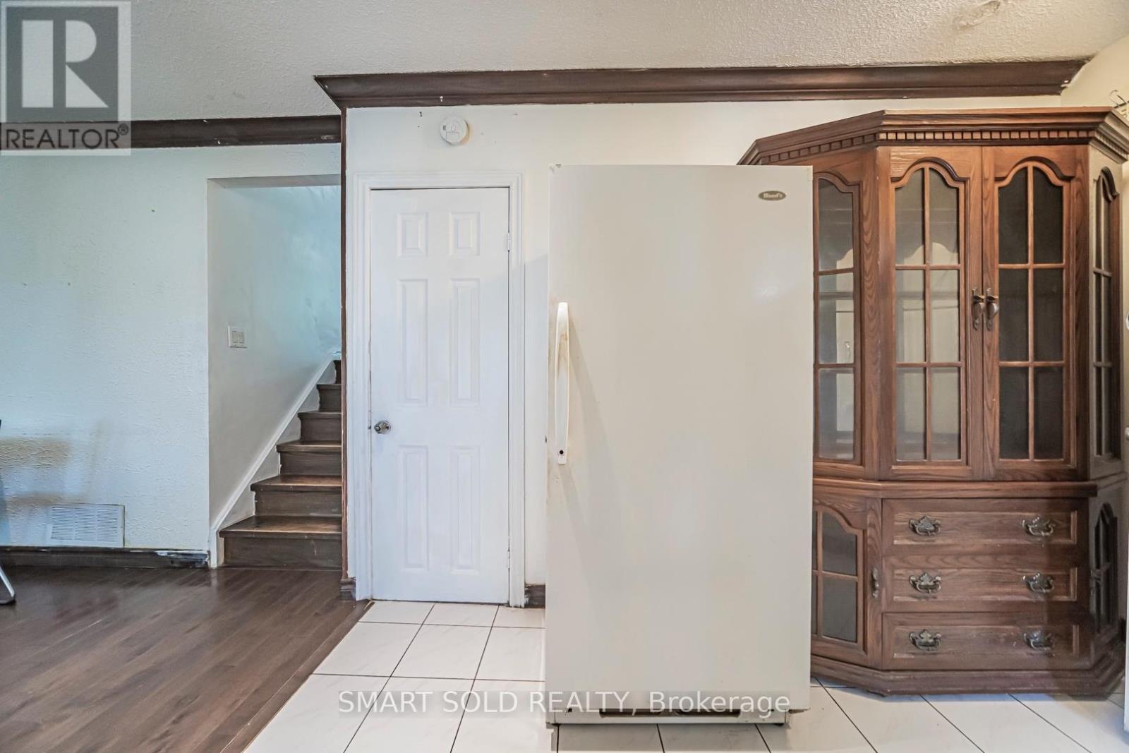 5 Horseley Hill Drive E, Toronto, Ontario  M1B 1W4 - Photo 10 - E13125578