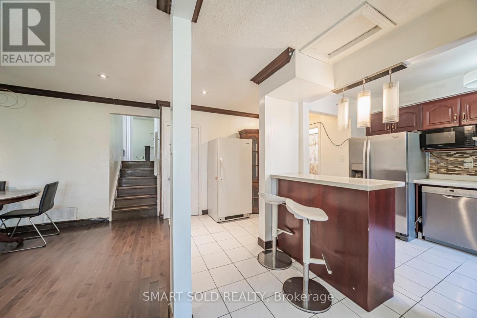 5 Horseley Hill Drive E, Toronto, Ontario  M1B 1W4 - Photo 11 - E13125578