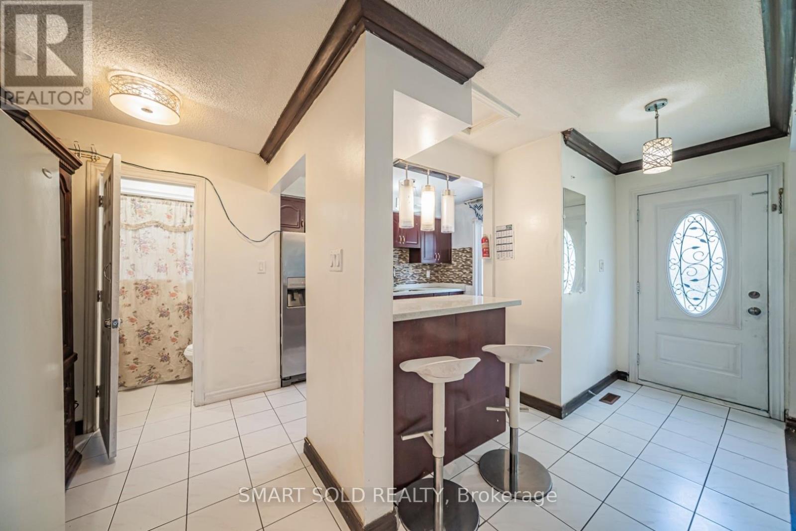 5 Horseley Hill Drive E, Toronto, Ontario  M1B 1W4 - Photo 9 - E13125578