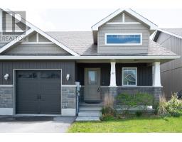 22 STIRLING CRESCENT, Prince Edward County, Ontario