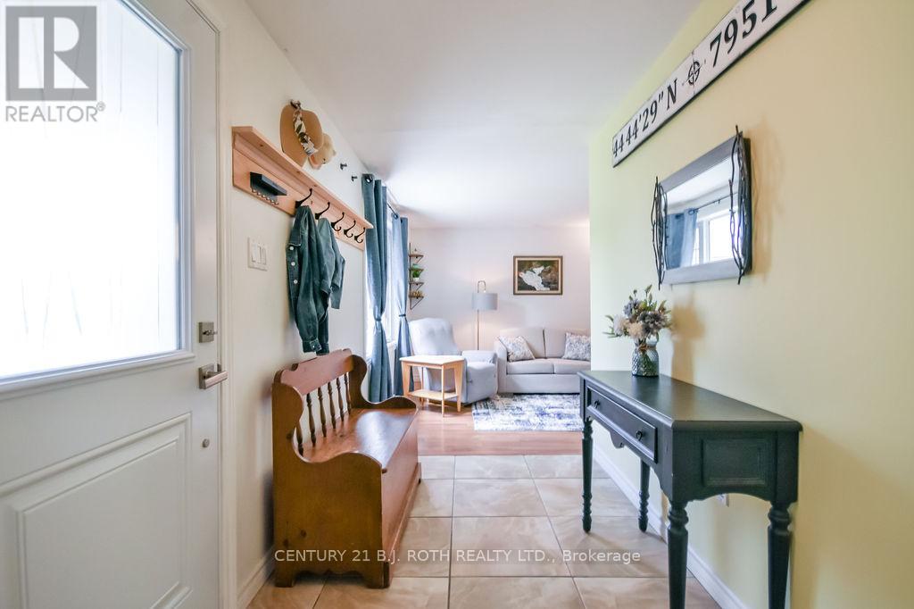863 Birchwood Drive, Midland, Ontario  L4R 4Y3 - Photo 4 - S13179524