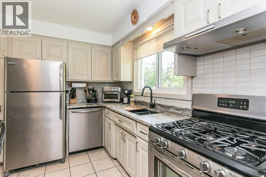 78 Inwood Crescent, Kitchener, Ontario  N2M 2M1 - Photo 13 - 40833180