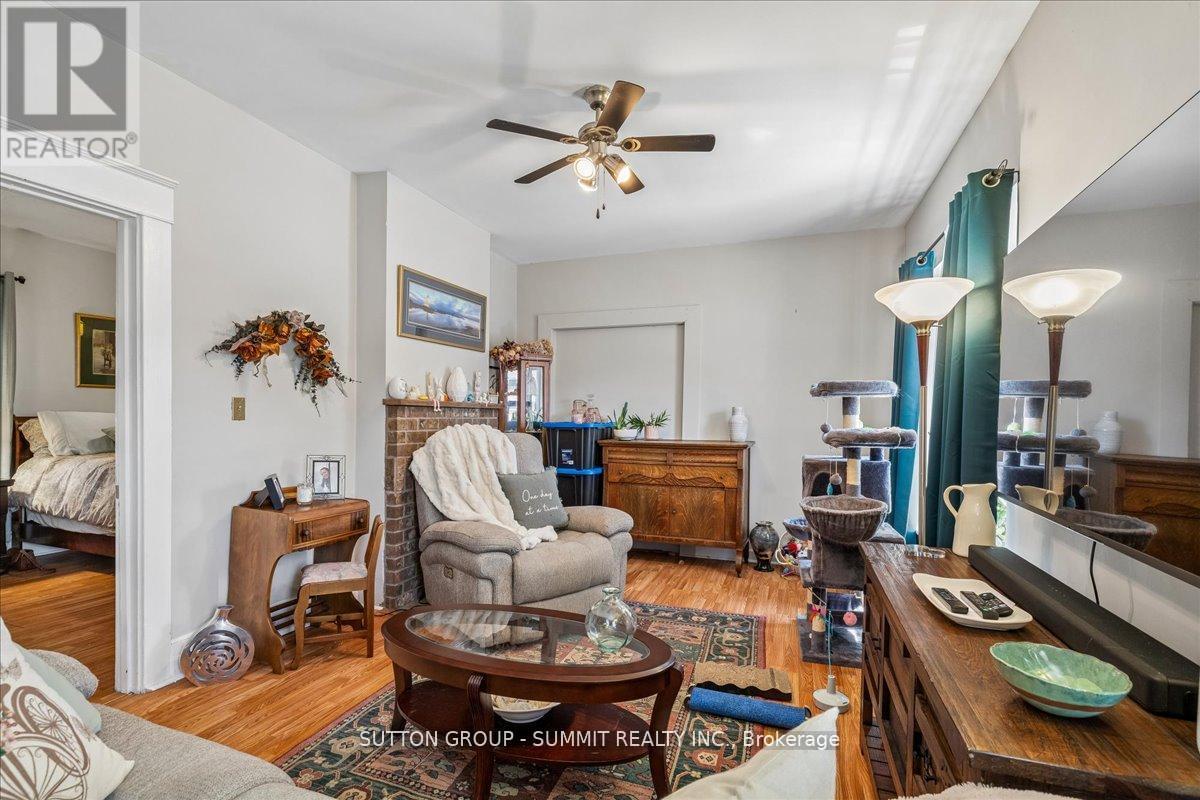 (Main) - 155 1/2 Lake Street, St. Catharines, Ontario  L2R 5Y5 - Photo 27 - X13179634