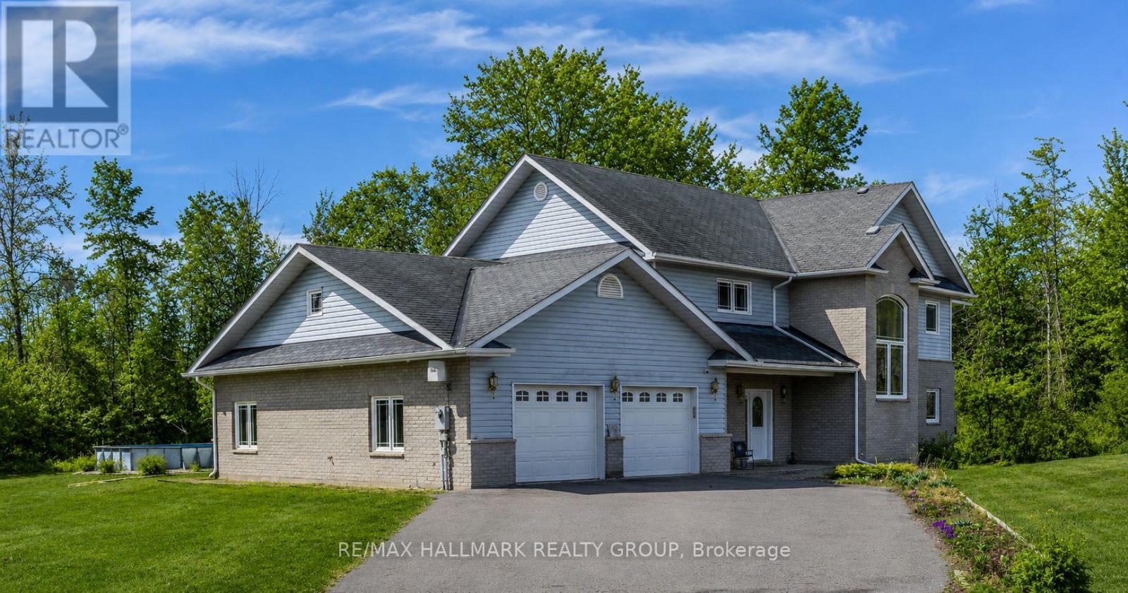 21 SKEEL COURT, Ottawa, Ontario