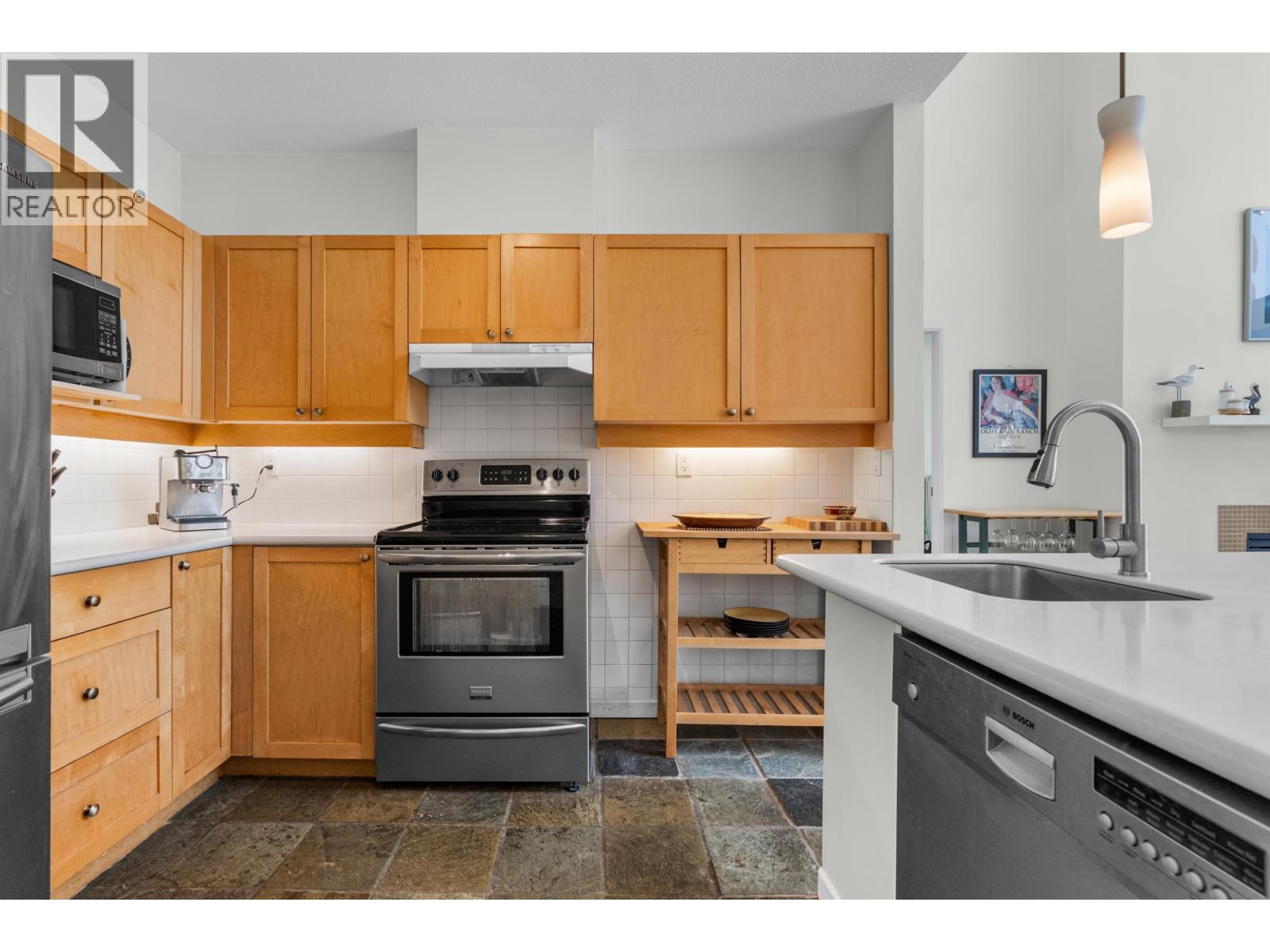 407 1880 E Kent Avenue South, Vancouver, British Columbia  V5P 2S7 - Photo 6 - R3128243