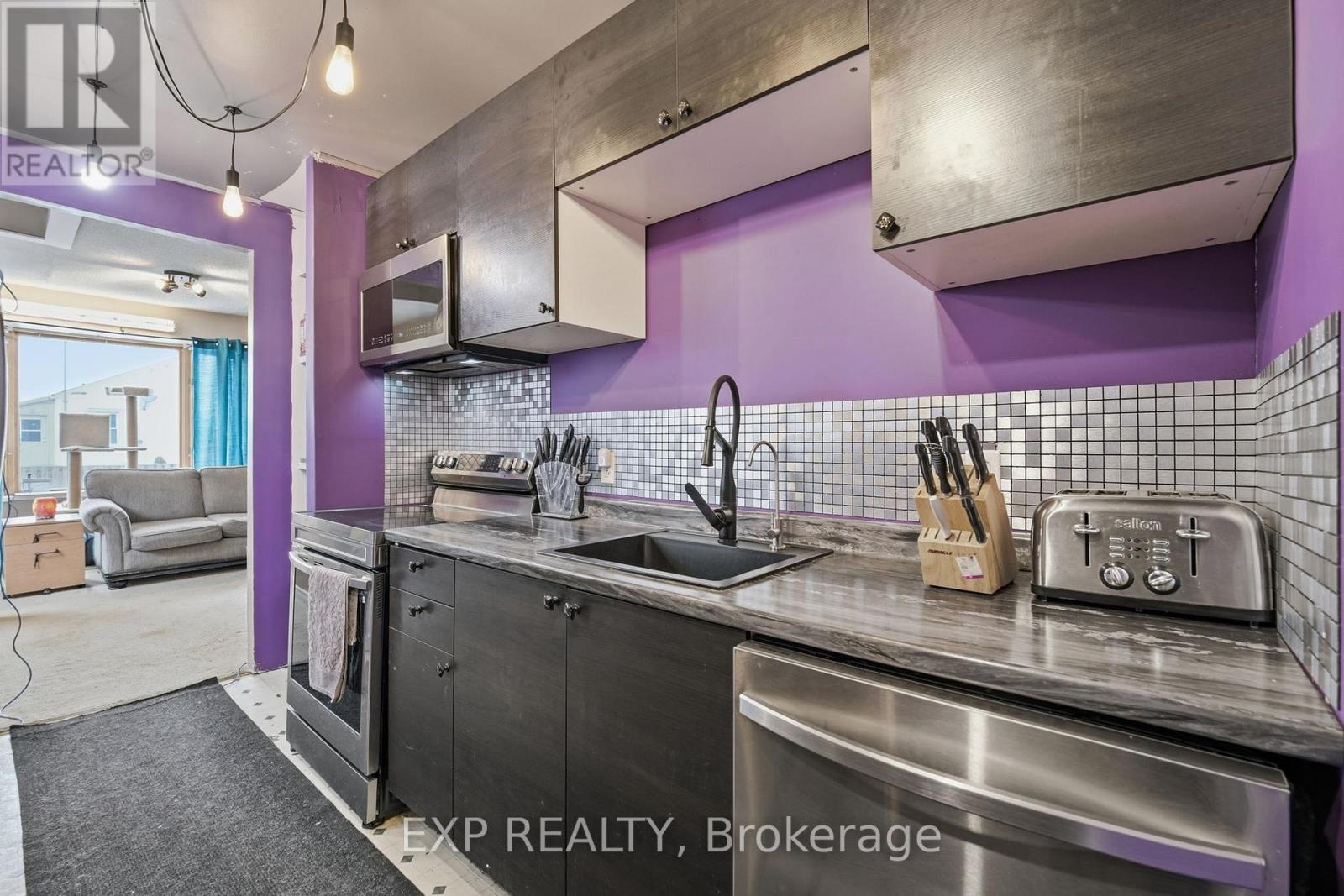 5 Cardiff Street, St. Catharines, Ontario  L2R 2X4 - Photo 13 - X13180204