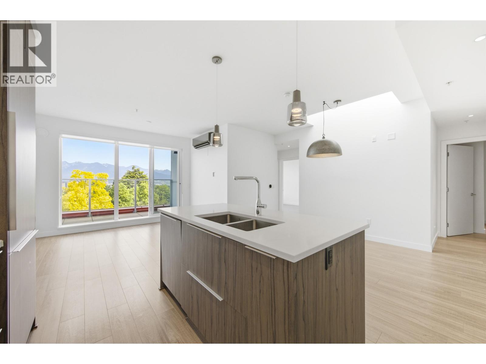 501 379 E Broadway, Vancouver, British Columbia  V5T 1W6 - Photo 4 - R3128004