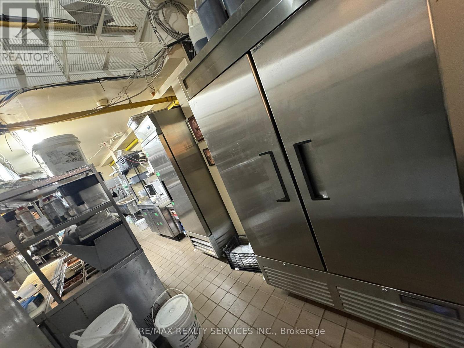 755 Queen Street E, Toronto, Ontario  M4M 1H3 - Photo 11 - E13180024