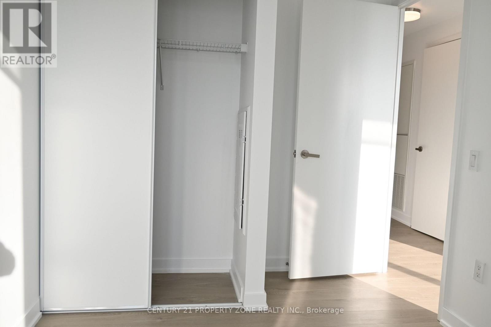 5109 - 3900 Confederation Parkway, Mississauga, Ontario  L5B 0M3 - Photo 15 - W13176746