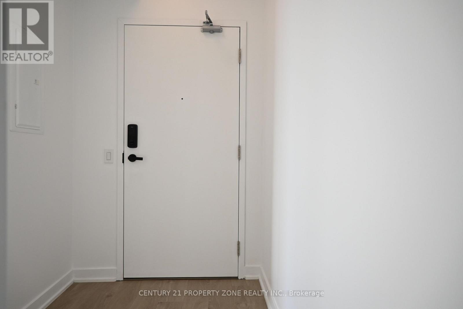 5109 - 3900 Confederation Parkway, Mississauga, Ontario  L5B 0M3 - Photo 3 - W13176746