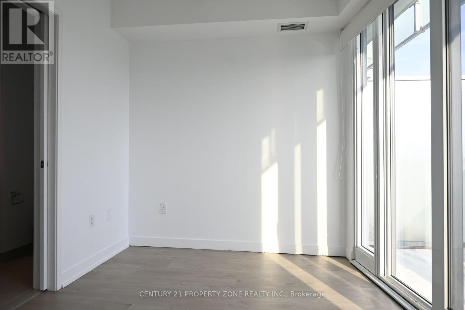 5109 - 3900 Confederation Parkway, Mississauga, Ontario  L5B 0M3 - Photo 9 - W13176746