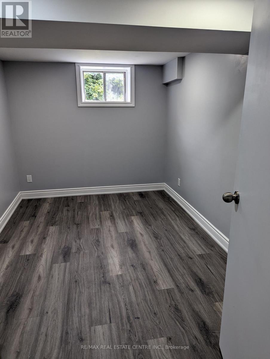 160 Mcmurchy Avenue S, Brampton, Ontario  L6Y 1Y9 - Photo 13 - W13180122
