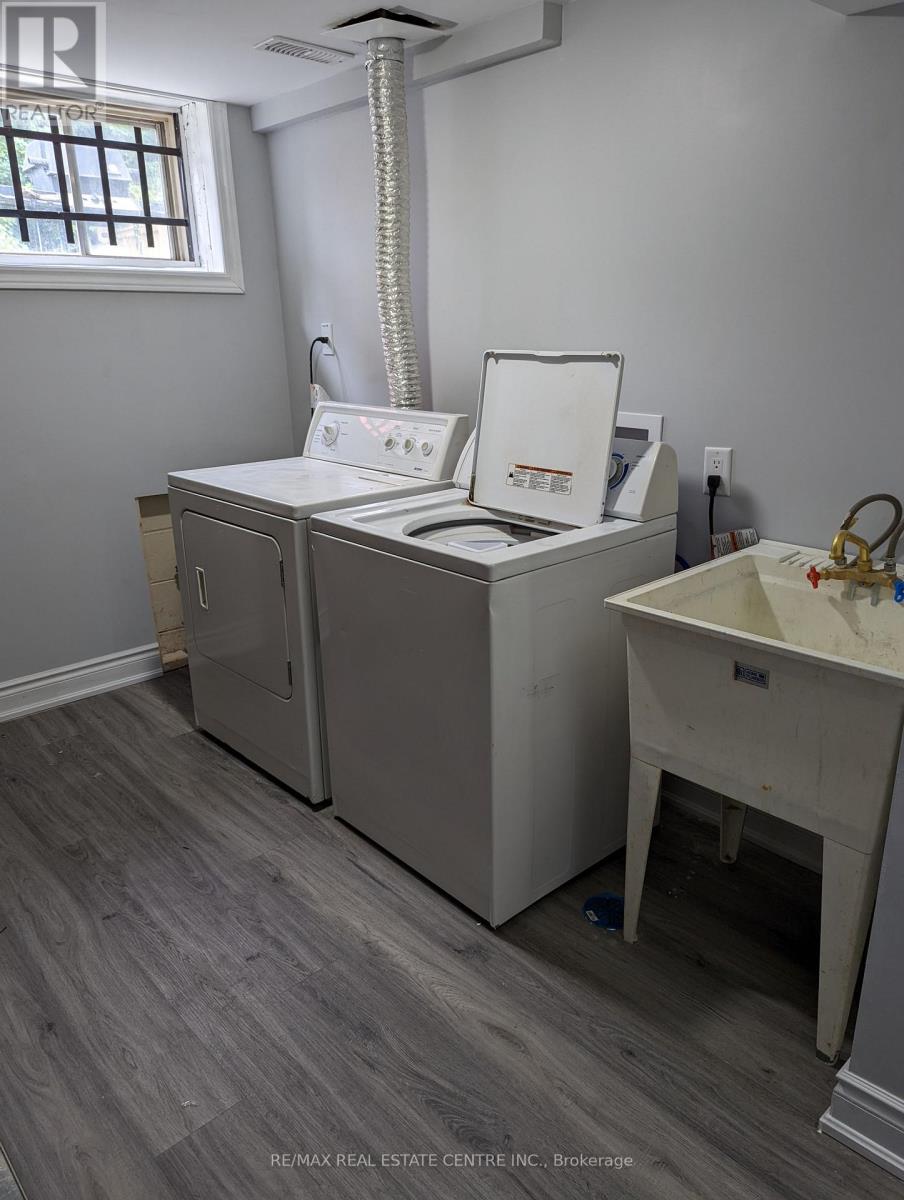 160 Mcmurchy Avenue S, Brampton, Ontario  L6Y 1Y9 - Photo 16 - W13180122