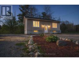 84 SANDY BEACH ROAD, Laurentian Valley, Ontario