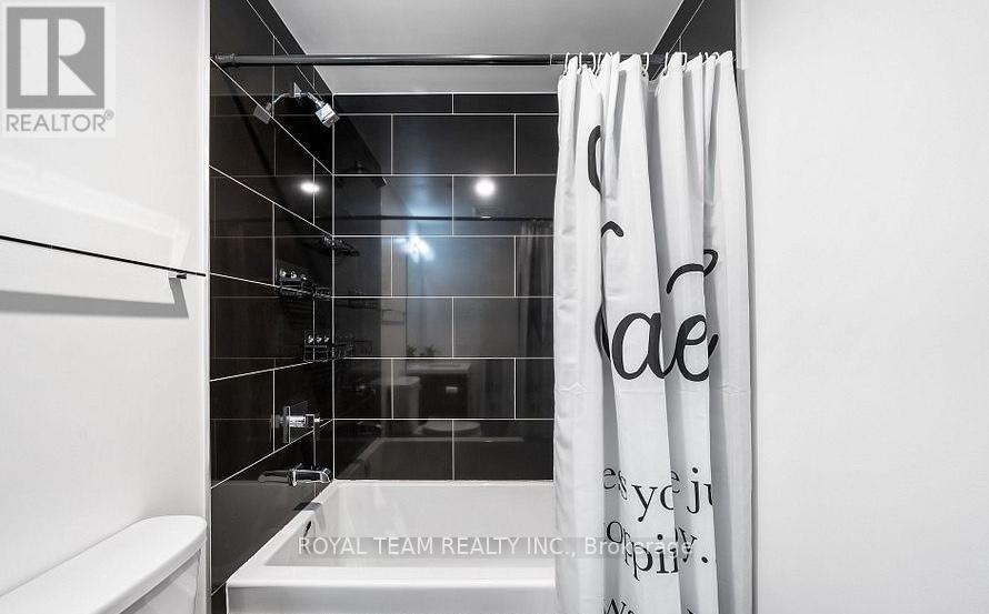 815 - 39 Brant Street, Toronto, Ontario  M5V 0M8 - Photo 20 - C13180466