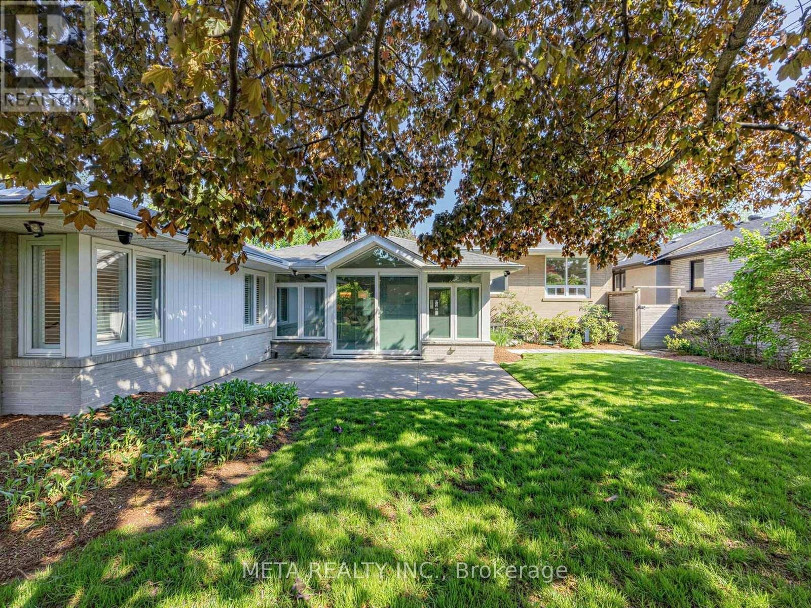 1337 Melton Drive, Mississauga, Ontario  L4Y 1L6 - Photo 31 - W13180314