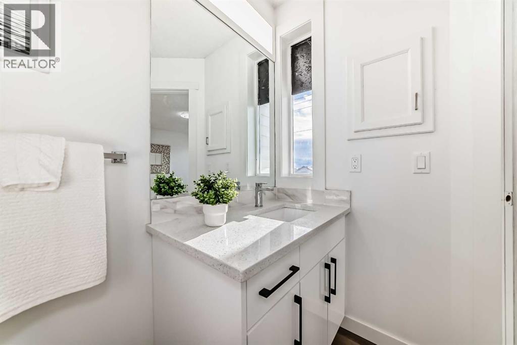 244 Coverdale Court NE, Calgary, Alberta  T3K 4J7 - Photo 10 - A2301202