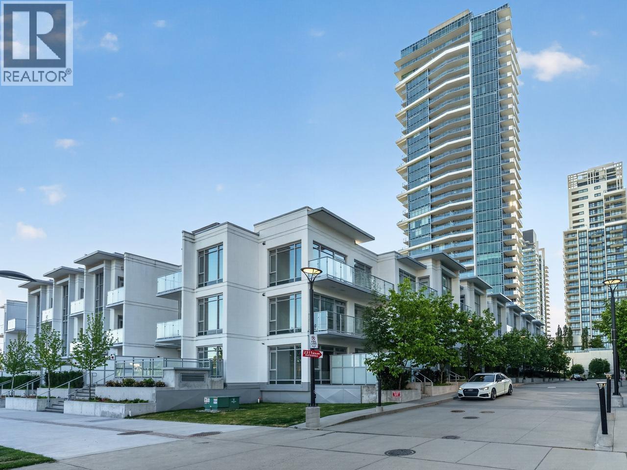605 2381 BETA AVENUE, Burnaby, British Columbia