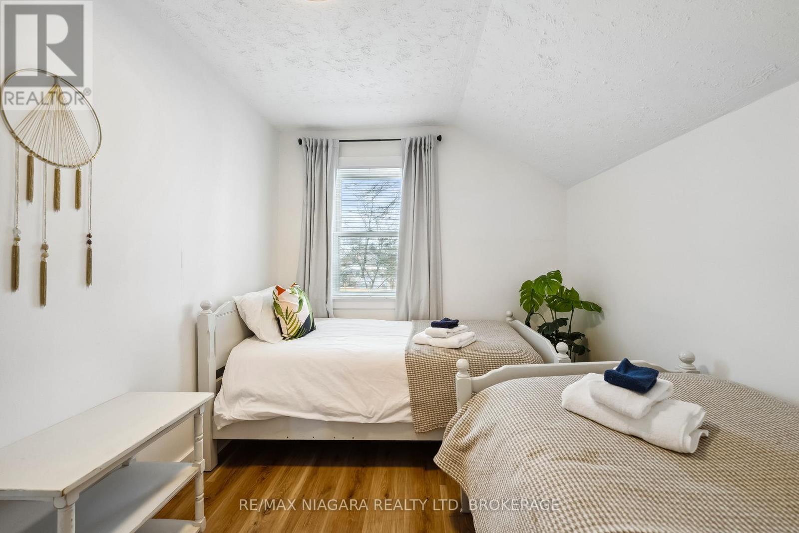 248 Lincoln Road W, Fort Erie, Ontario  L0S 1B0 - Photo 34 - X13177788
