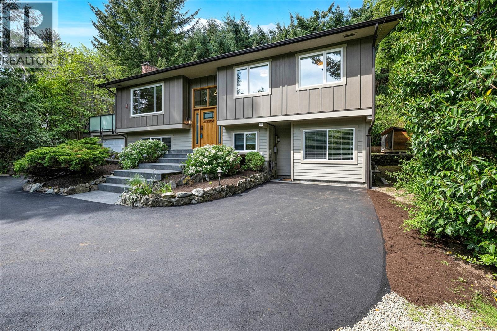 5222 Beckton Rd, Saanich, British Columbia  V8Y 2C1 - Photo 48 - 1034072