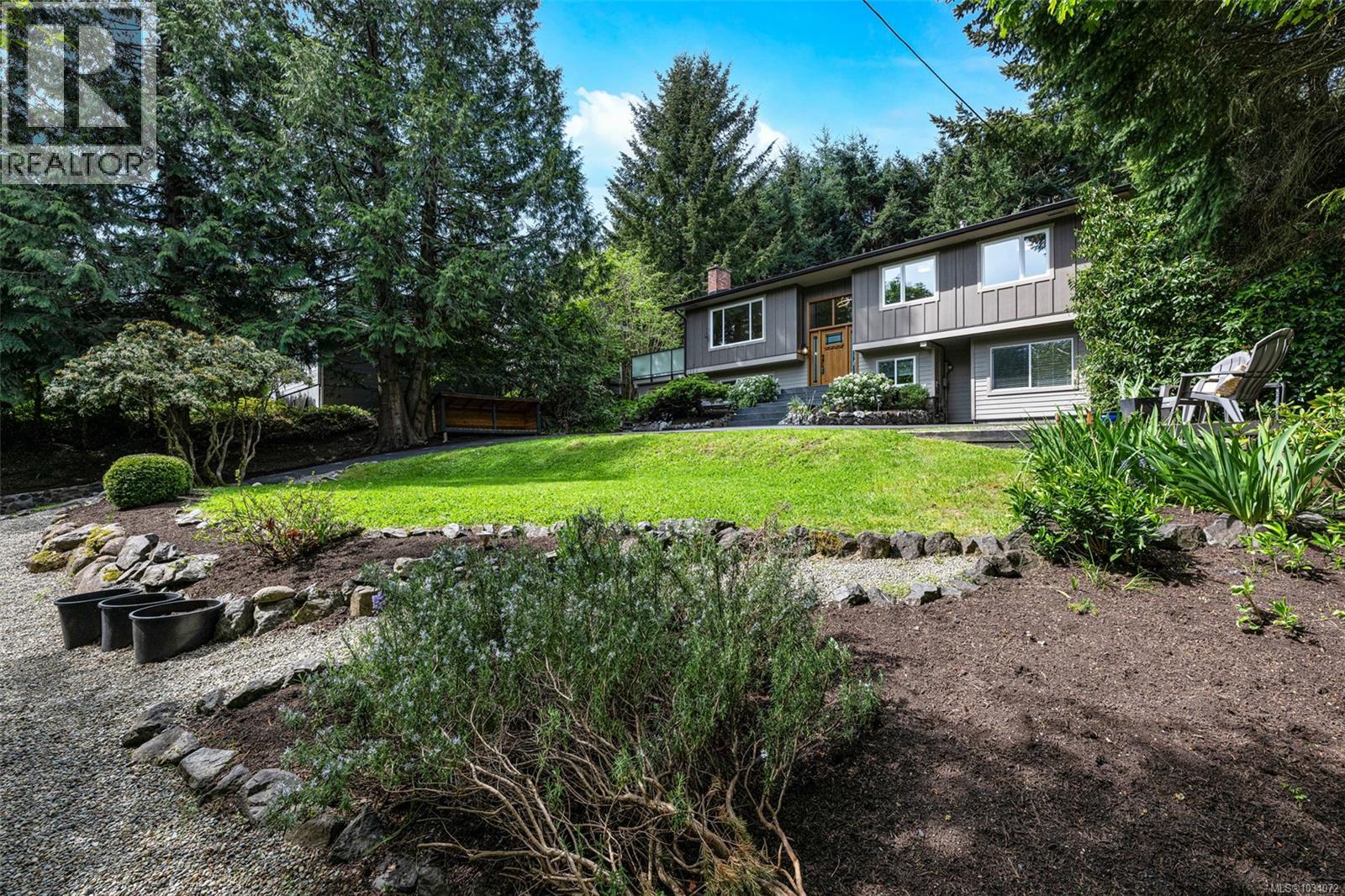 5222 Beckton Rd, Saanich, British Columbia  V8Y 2C1 - Photo 47 - 1034072