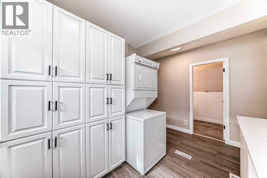 2311 Westmount Road NW, Calgary, Alberta  T2N 3N7 - Photo 10 - A2314753