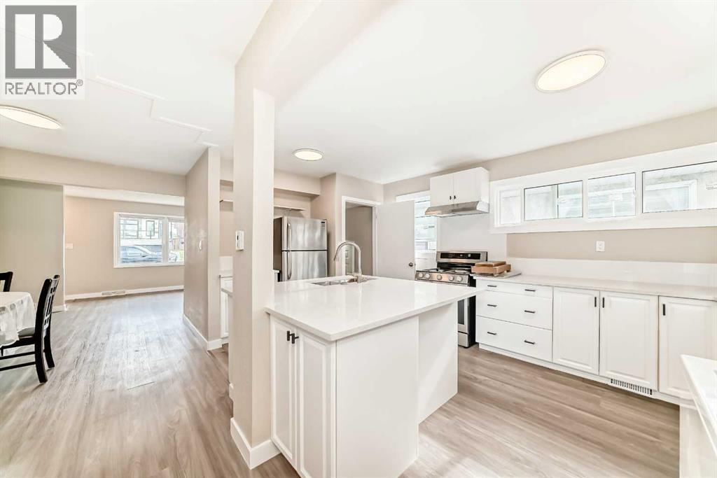 2311 Westmount Road NW, Calgary, Alberta  T2N 3N7 - Photo 11 - A2314753