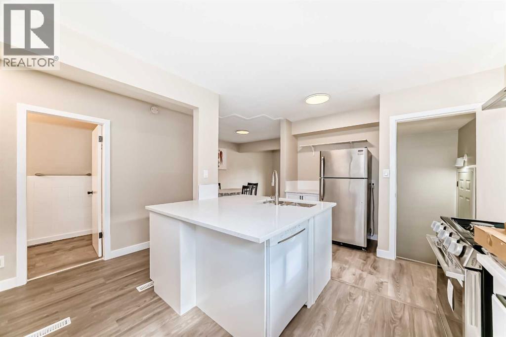 2311 Westmount Road NW, Calgary, Alberta  T2N 3N7 - Photo 9 - A2314753
