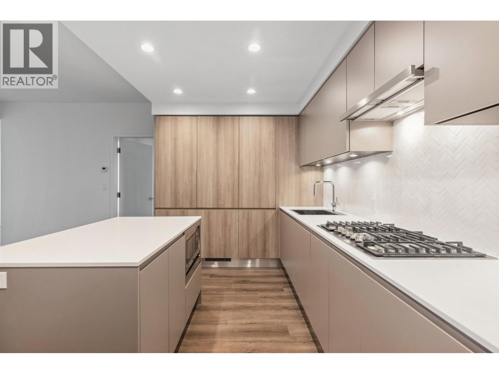 4505 3833 Evergreen Place, Burnaby, British Columbia  V3J 0M2 - Photo 6 - R3128488