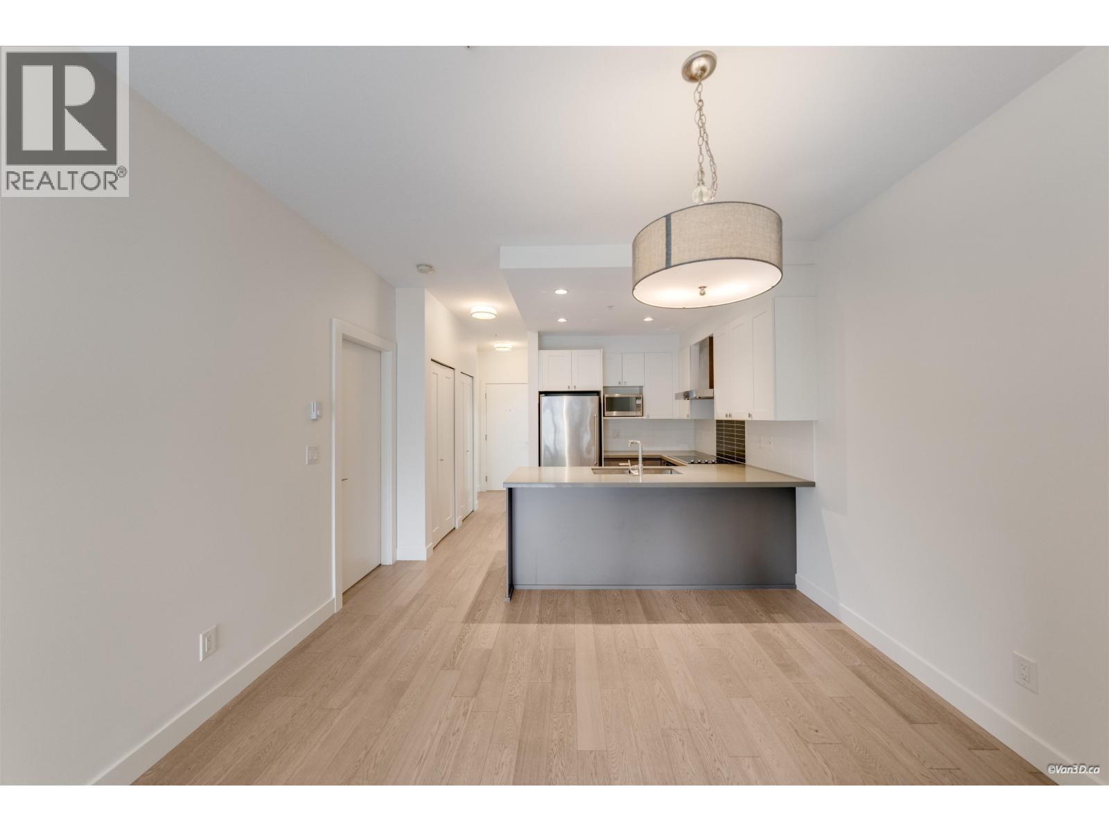 411 3399 Noel Drive, Burnaby, British Columbia  V3J 0G8 - Photo 11 - R3128495