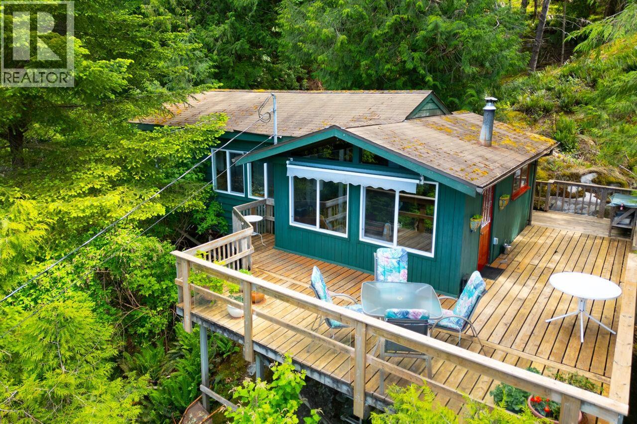 847 Captain's Way, Bowen Island, British Columbia  V0N 1G2 - Photo 2 - R3128484