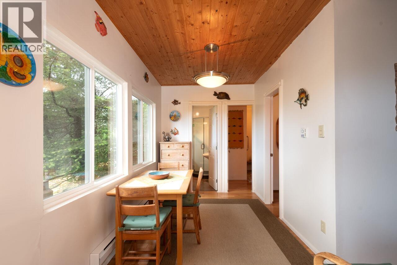 847 Captain's Way, Bowen Island, British Columbia  V0N 1G2 - Photo 6 - R3128484