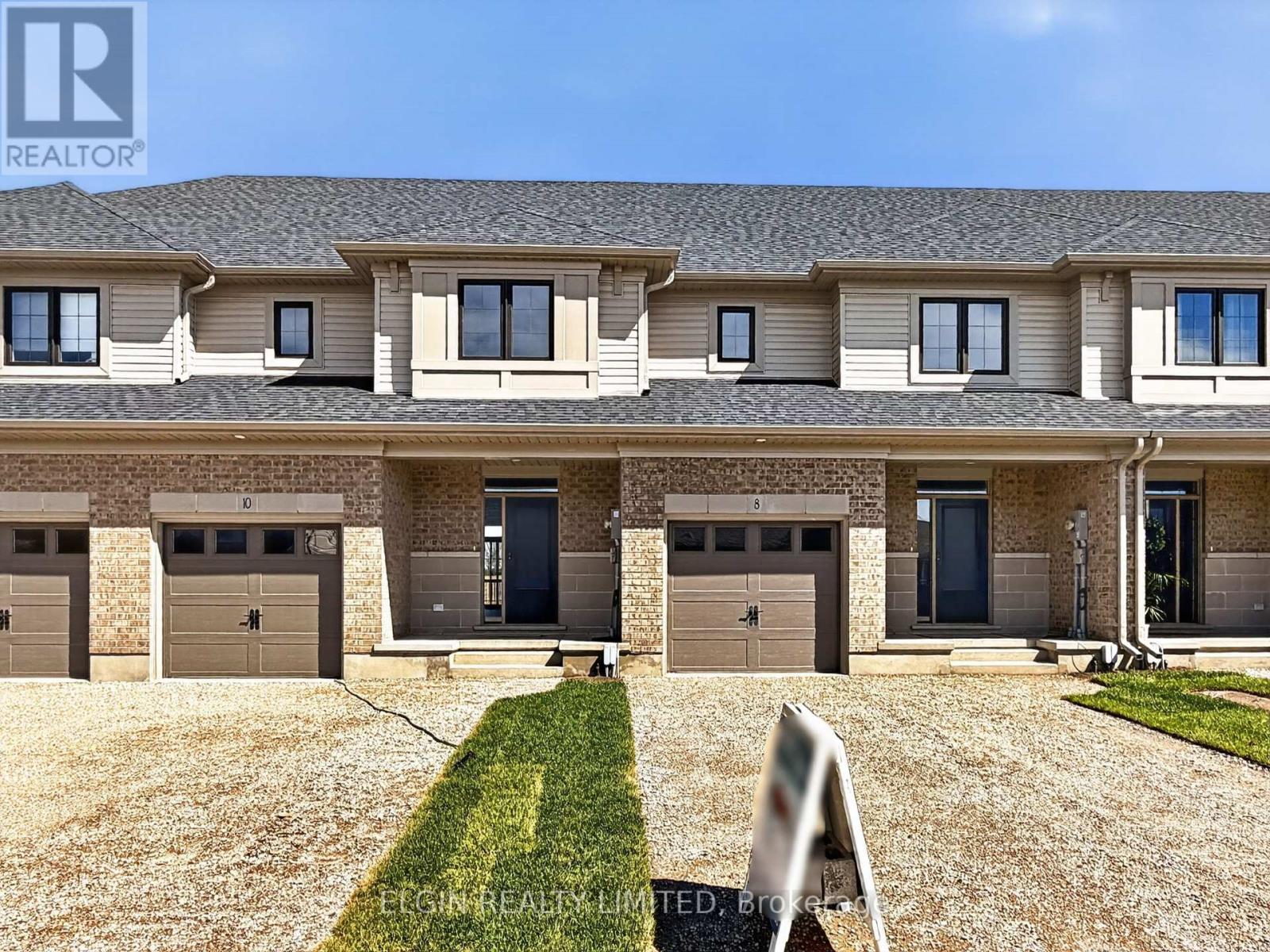 8 CANARY STREET, Tillsonburg, Ontario