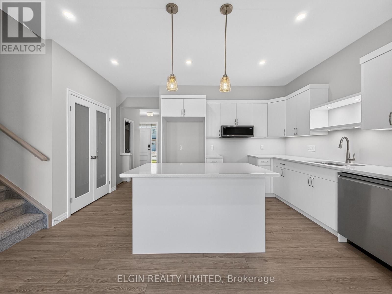 8 Canary Street, Tillsonburg, Ontario  N4G 0K4 - Photo 10 - X13163492
