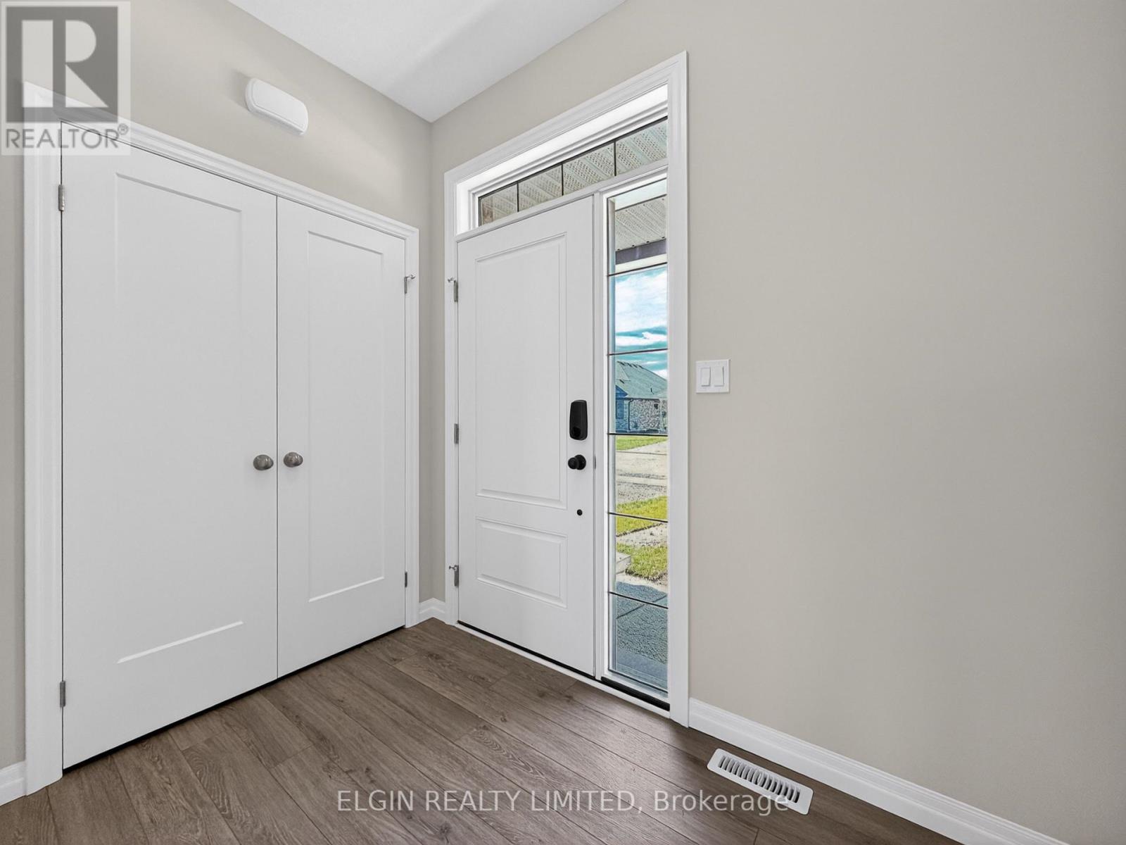 8 Canary Street, Tillsonburg, Ontario  N4G 0K4 - Photo 6 - X13163492