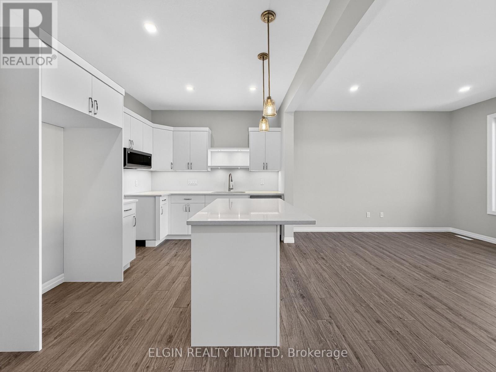 8 Canary Street, Tillsonburg, Ontario  N4G 0K4 - Photo 8 - X13163492