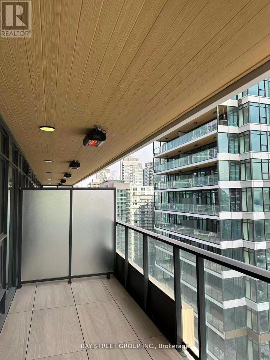 2608 - 3 Concord Cityplace Way, Toronto, Ontario  M5V 0X4 - Photo 12 - C12874476