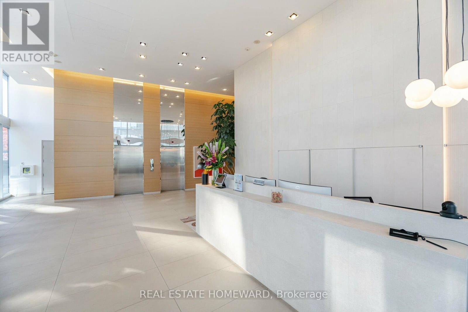 1015 - 29 Queens Quay E, Toronto, Ontario  M5E 0A4 - Photo 35 - C13177492
