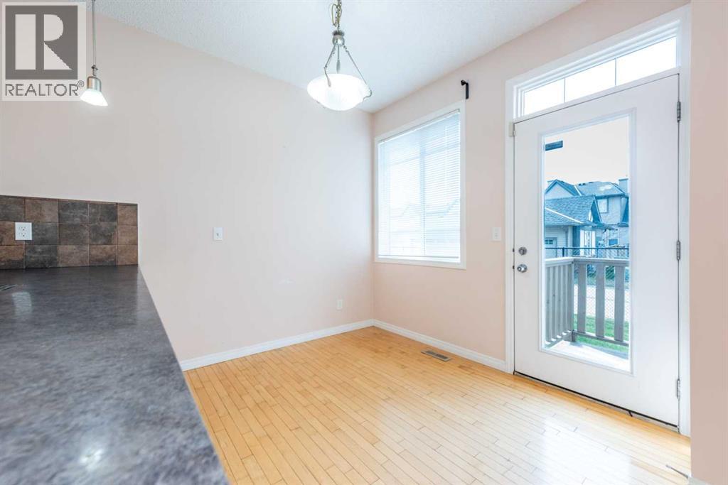 36 Everridge Gardens SW, Calgary, Alberta  T2Y 0H1 - Photo 11 - A2309371