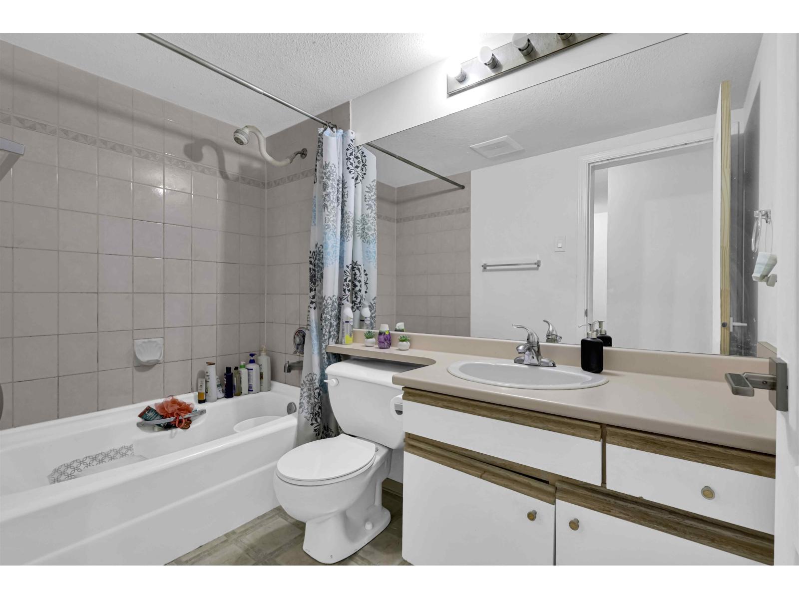 315 13918 72 Avenue, Surrey, British Columbia  V3W 0T4 - Photo 18 - R3127529