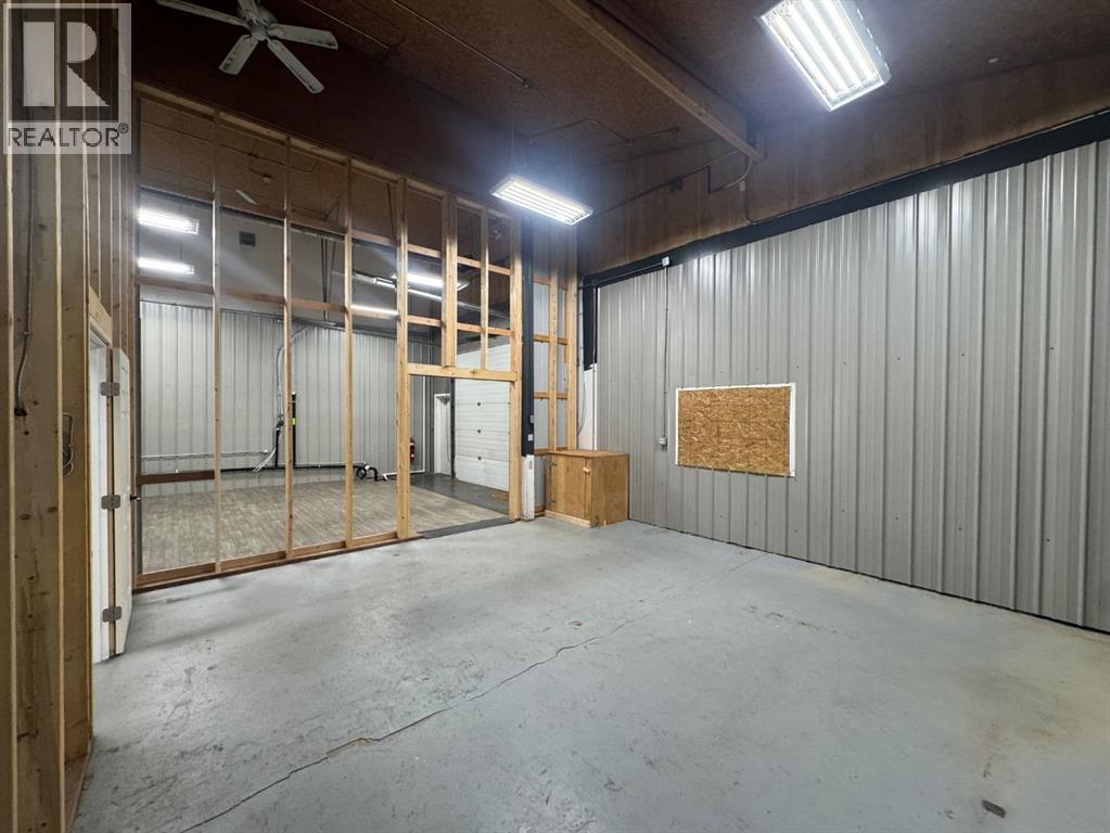 B, 6223 48 Avenue, Camrose, Alberta  T4V 0K4 - Photo 15 - A2309131