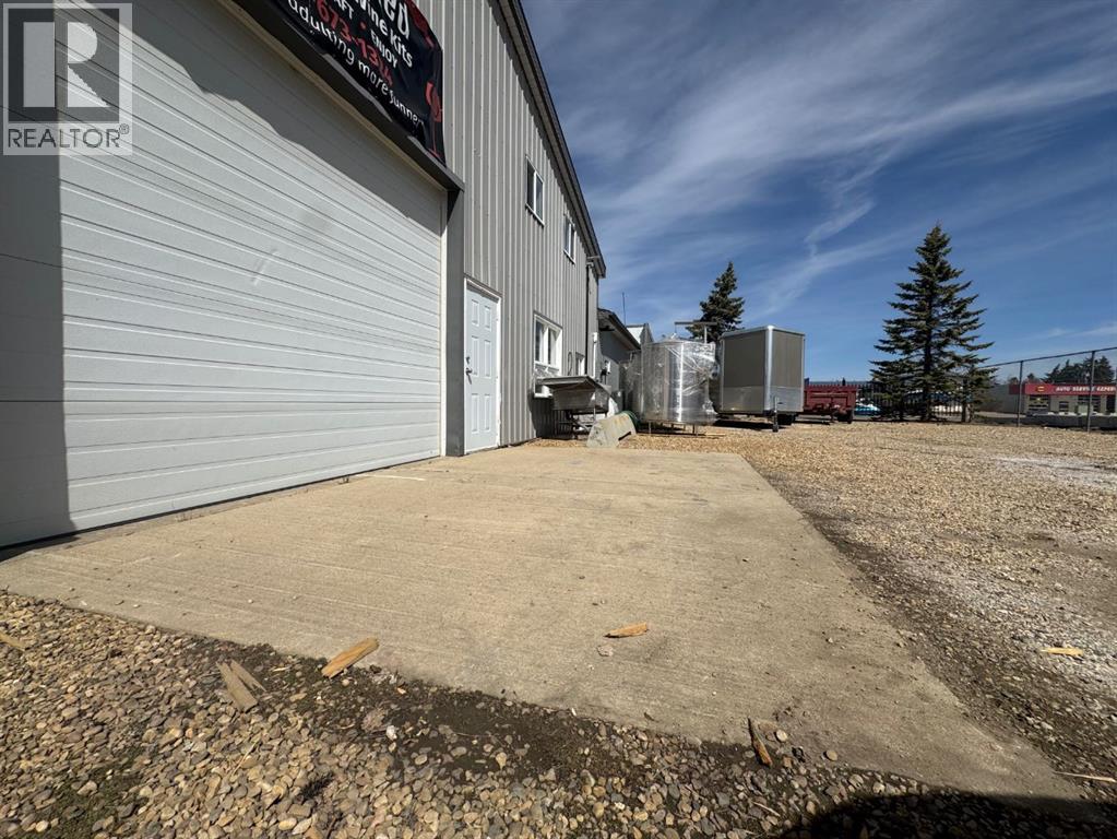 B, 6223 48 Avenue, Camrose, Alberta  T4V 0K4 - Photo 33 - A2309131