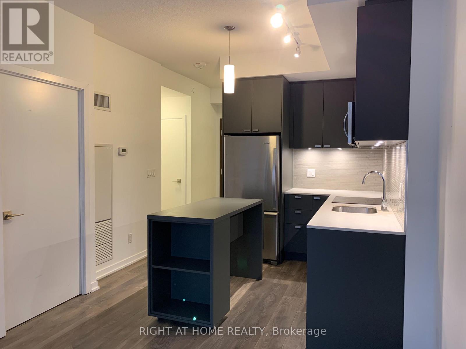 1209 - 56 Forest Manor Road, Toronto, Ontario  M2J 0E5 - Photo 11 - C13181010