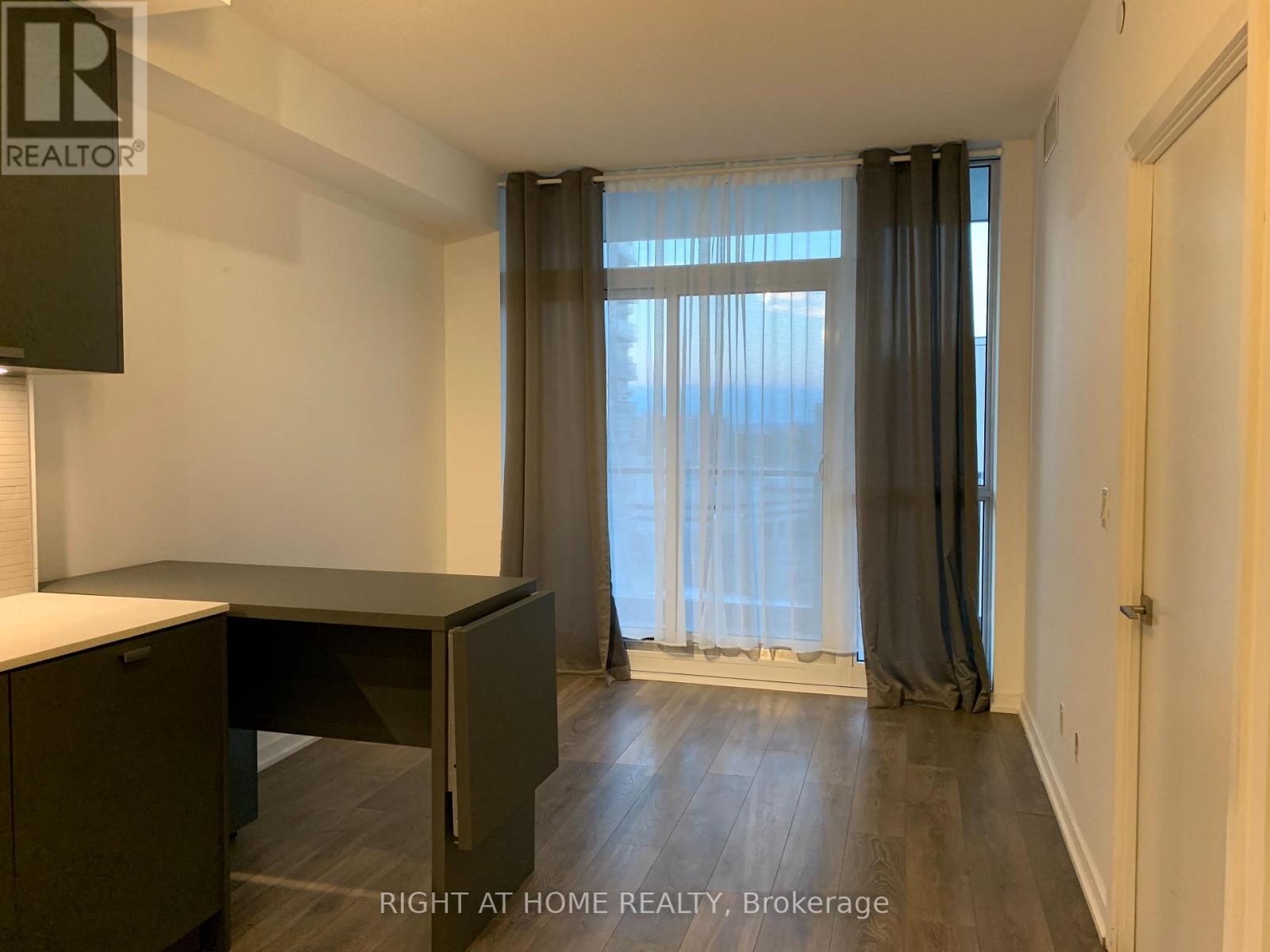 1209 - 56 Forest Manor Road, Toronto, Ontario  M2J 0E5 - Photo 6 - C13181010