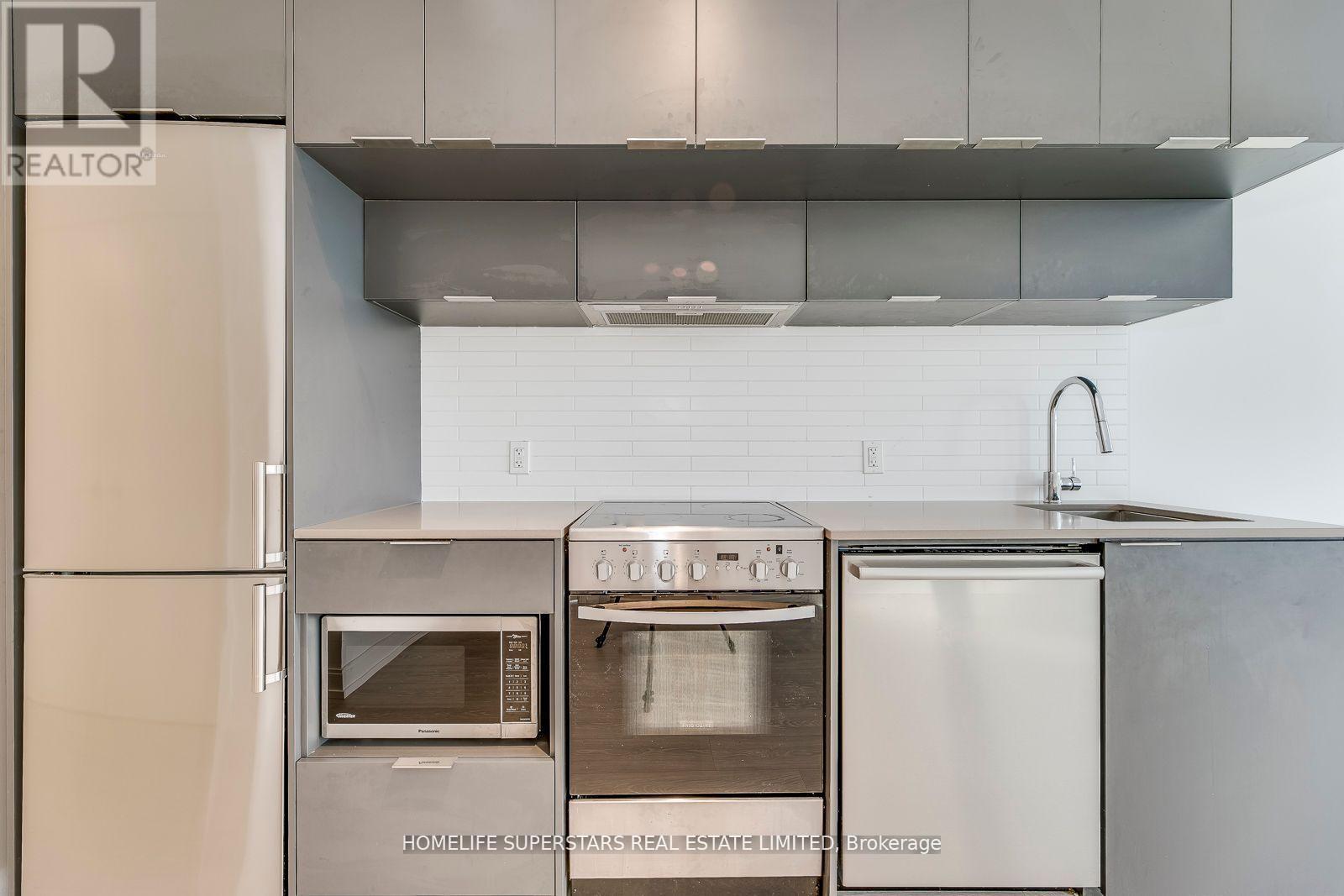 2303 - 181 Dundas Street, Toronto, Ontario  M5A 0N5 - Photo 5 - C13181154