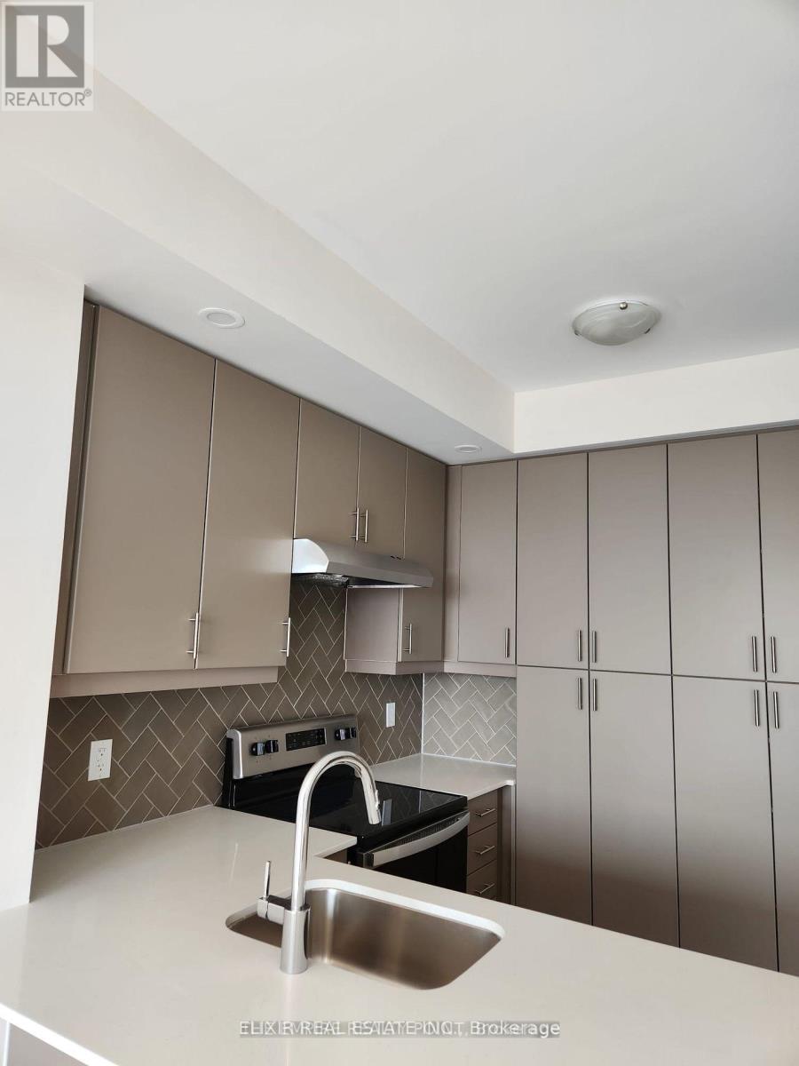 319 - 3200 William Coltson Avenue, Oakville, Ontario  L6H 7W6 - Photo 2 - W13181012