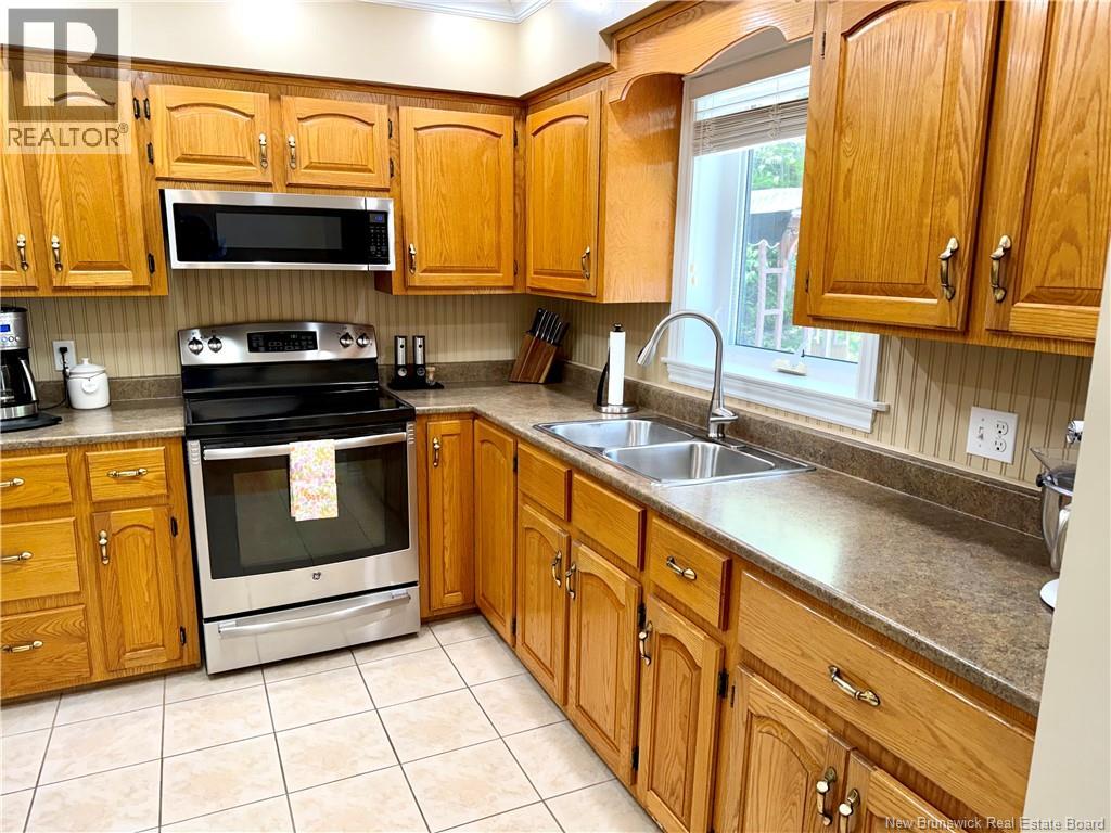 16 Majestic Drive, Grand Bay-Westfield, New Brunswick  E5K 2V8 - Photo 5 - NB140189