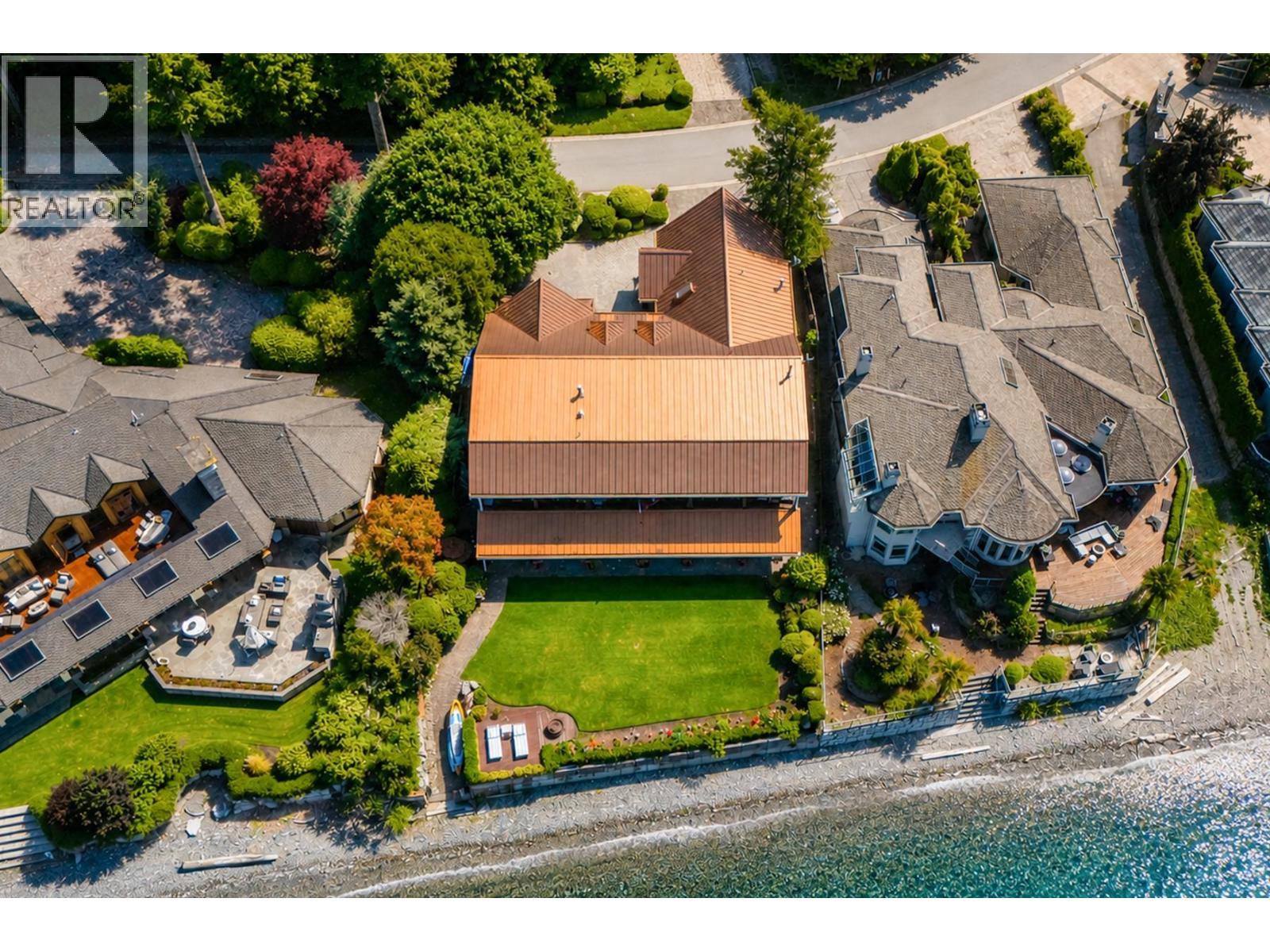 768 Tsawwassen Beach Road, Tsawwassen, British Columbia  V4M 2J3 - Photo 1 - R3128445